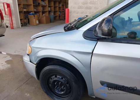 2005 Chrysler Town & Country from USA, damaged, VIN 1C4GP45R15B308542